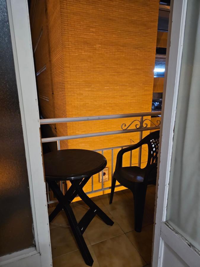 Hostal Sol Celeste يوريت دي مار المظهر الخارجي الصورة