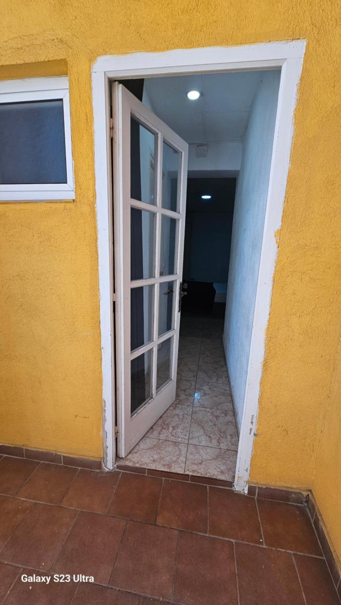 Hostal Sol Celeste يوريت دي مار المظهر الخارجي الصورة