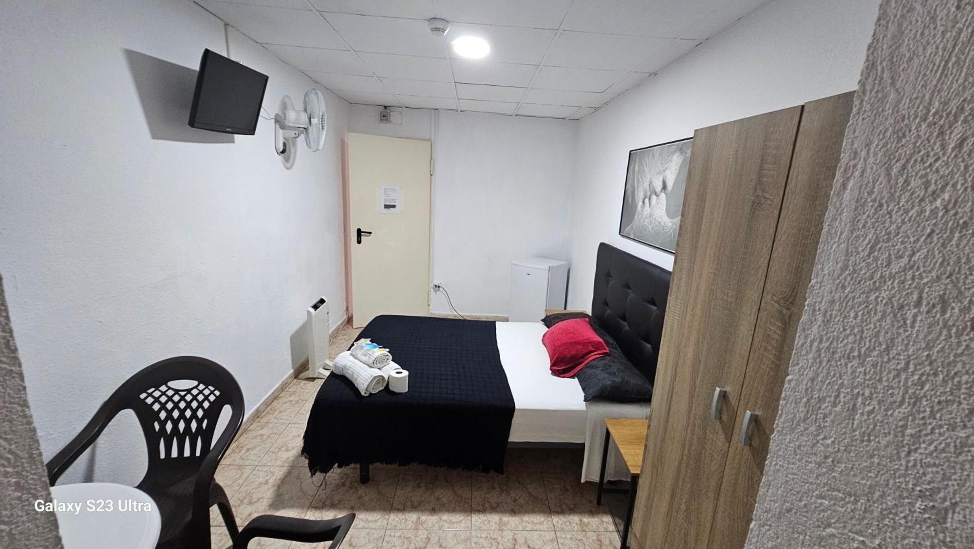 Hostal Sol Celeste يوريت دي مار المظهر الخارجي الصورة