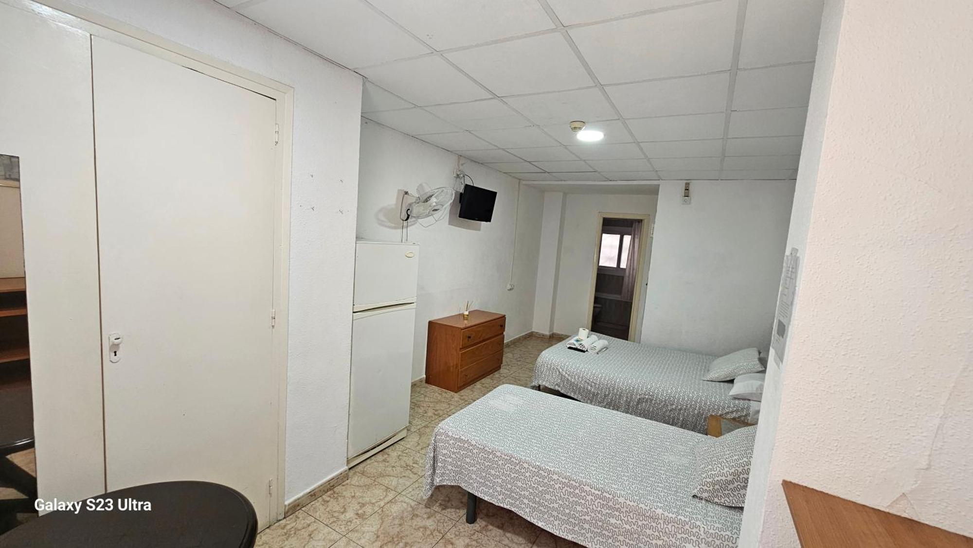 Hostal Sol Celeste يوريت دي مار المظهر الخارجي الصورة