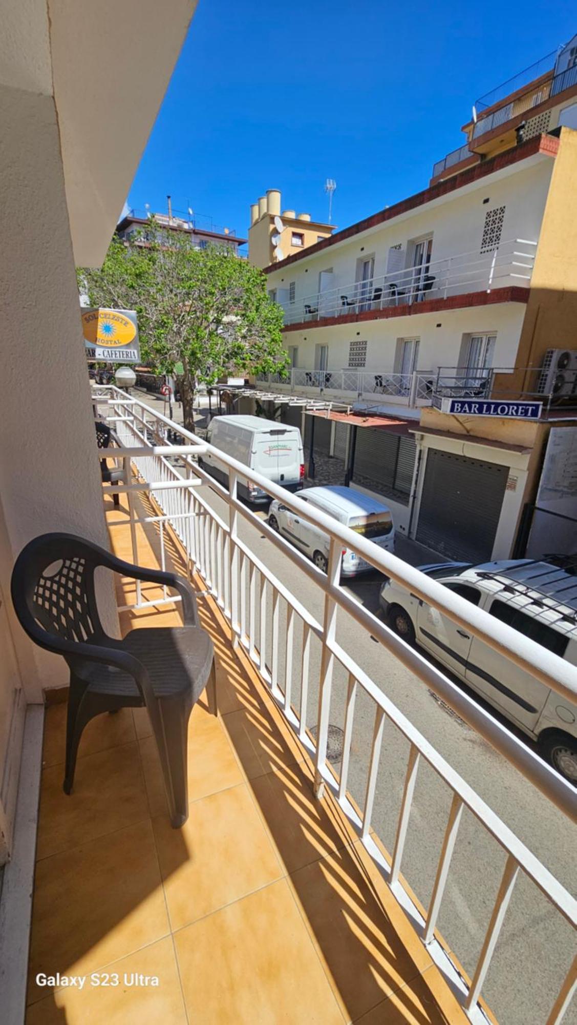 Hostal Sol Celeste يوريت دي مار المظهر الخارجي الصورة