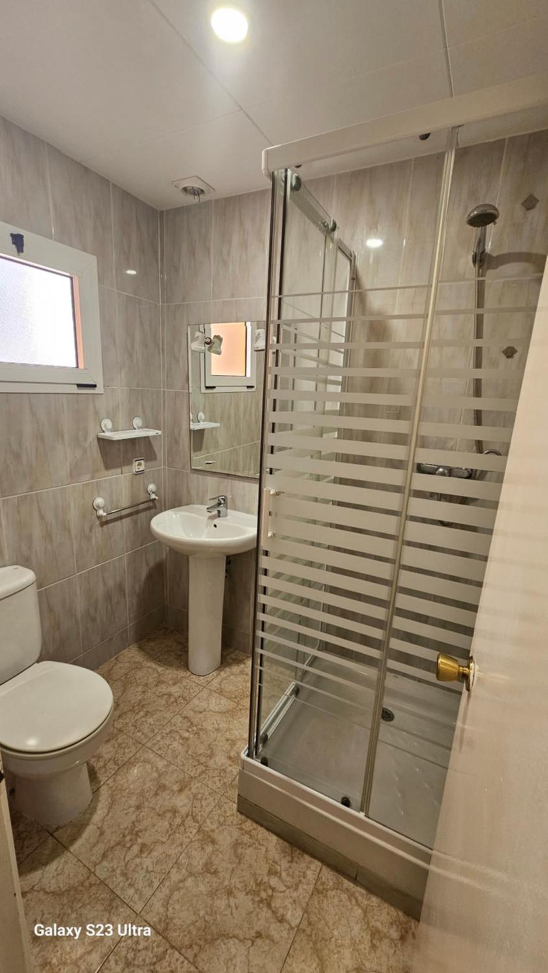Hostal Sol Celeste يوريت دي مار المظهر الخارجي الصورة